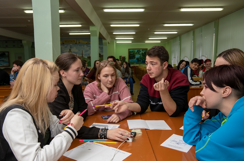 Молодежный образовательный центр. Молодежные образовательные центры России. Неделя студента.