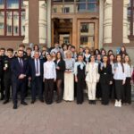 Торжественное вручение профсоюзных билетов профоргам первого курса Торжественное вручение профсоюзных билетов профоргам первого курса