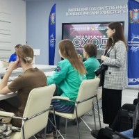 Участие в дискуссионной площадке «Молодежный сход»