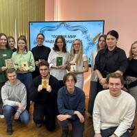 ПОЭЗИЯ МИР НАДЕЛЯЕТ ДУШОЙ