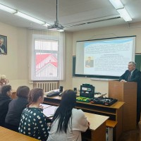 Работа с колледжем продолжается