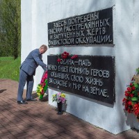 Церемония возложения венков к Мемориальным знакам. «Великой Победе – 75!»