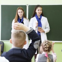 Молодежное крыло первичной организации ОО «Белорусский союз женщин» в гостях гимназии № 1 имени Ж. И. Алферова!