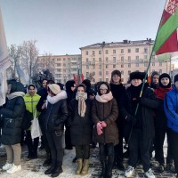 Возложение цветов к мемориальному комплексу в честь советских  воинов-освободителей, партизан и подпольщиков Витебщины