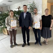 Выпуск слушателей курсов «Собаководство с основами кинологии», «Основы ультразвуковой диагностики мелких животных», «Основы груминга»