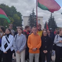 Студенты академии приняли участие в районной торжественной церемонии поднятия Государственного флага